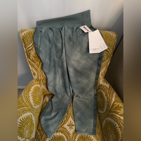 Athleta Crop Trousers - Picture 1 of 5